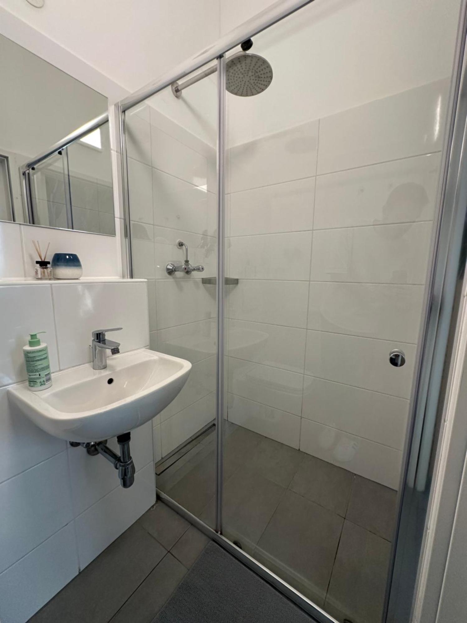 וינה Housingplus מראה חיצוני תמונה