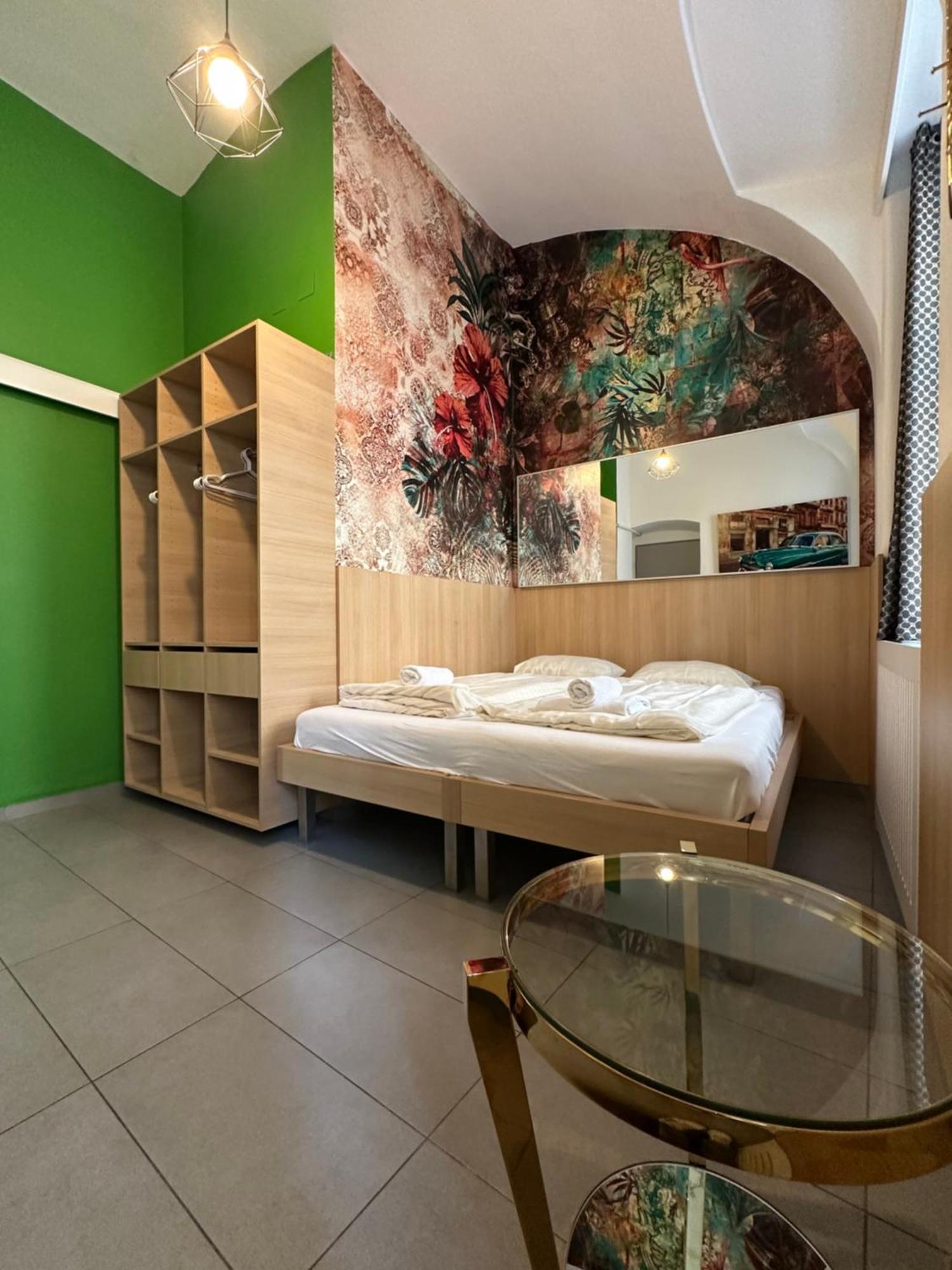 וינה Housingplus מראה חיצוני תמונה