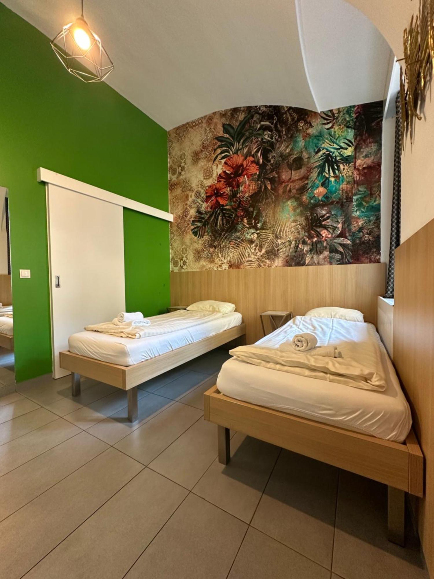 וינה Housingplus מראה חיצוני תמונה