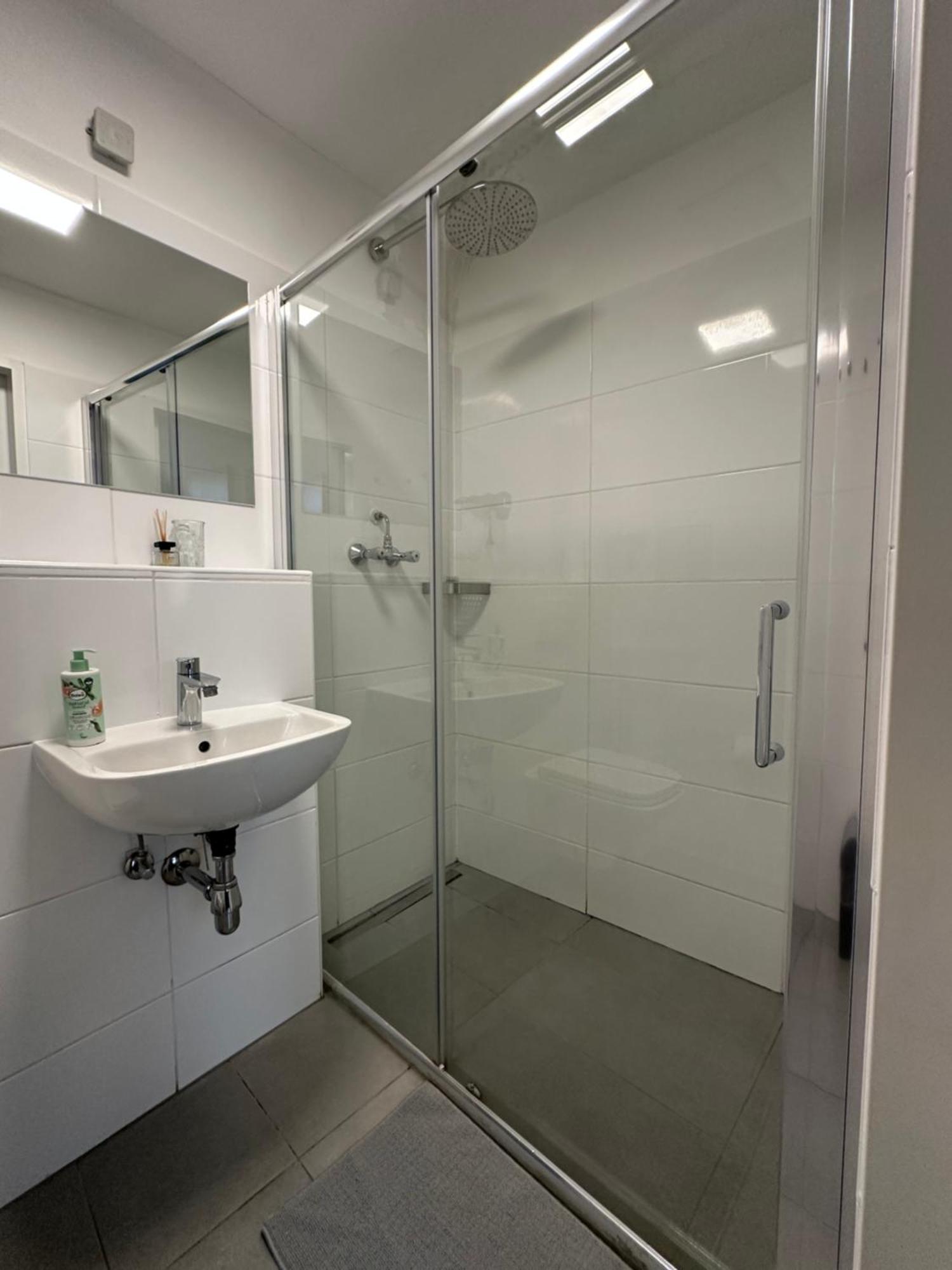 וינה Housingplus מראה חיצוני תמונה