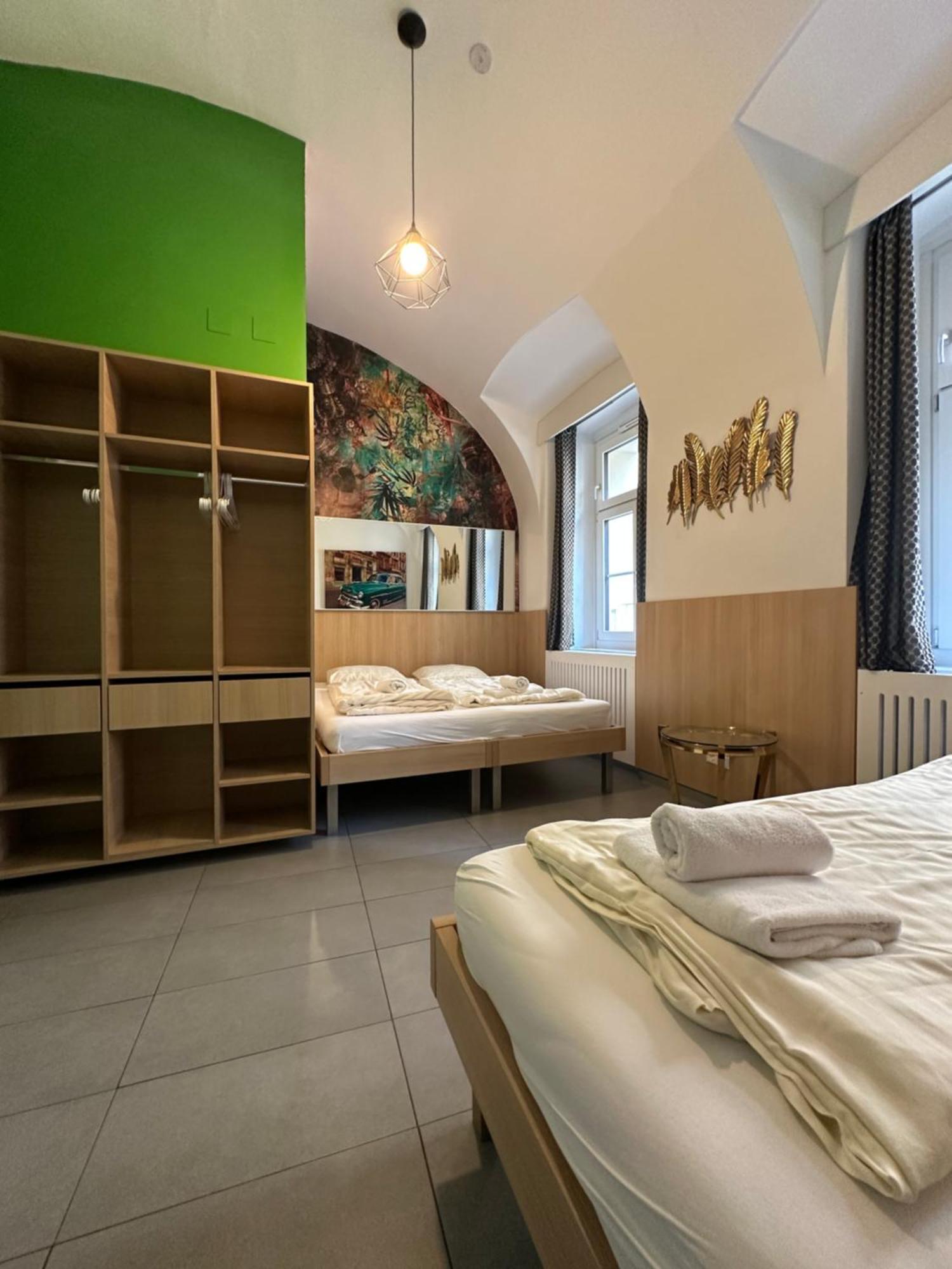 וינה Housingplus מראה חיצוני תמונה